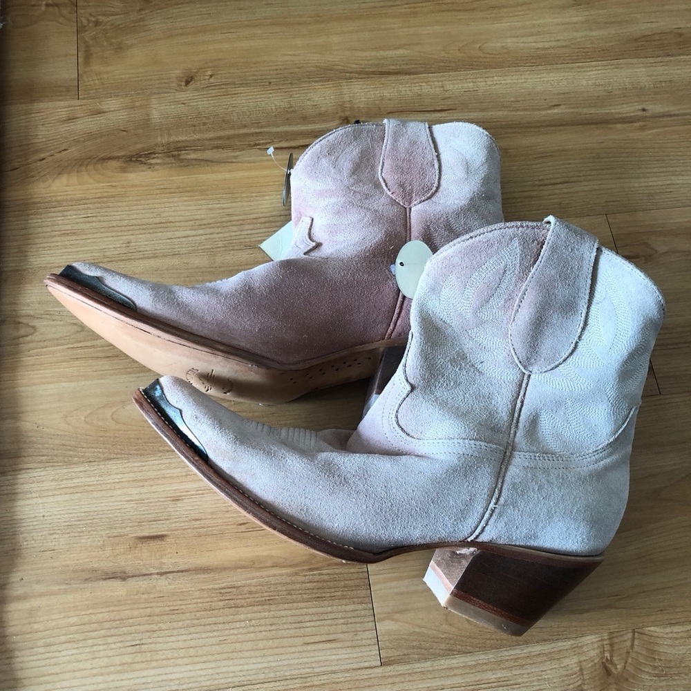 Idyllwind Pink Suede Wheels Western Booties, 11B - Picture 2 of 16